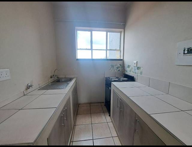 1 BEDROOM APARTMENT FOR SALE IN CASON